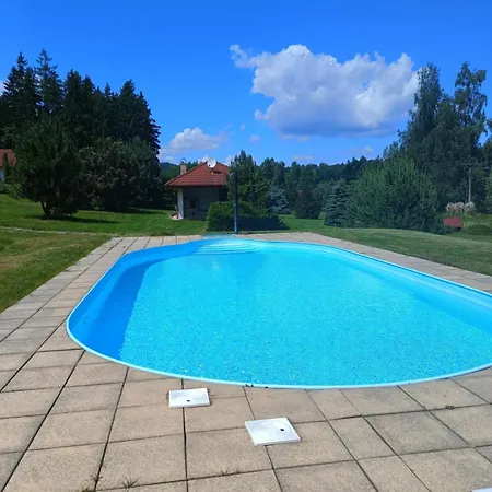 Jindriska Borusov
